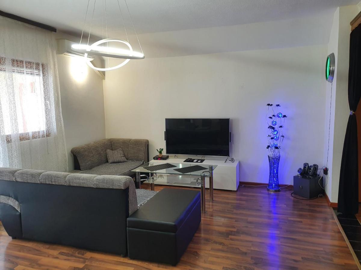 Hostel Arco Brčko Buitenkant foto
